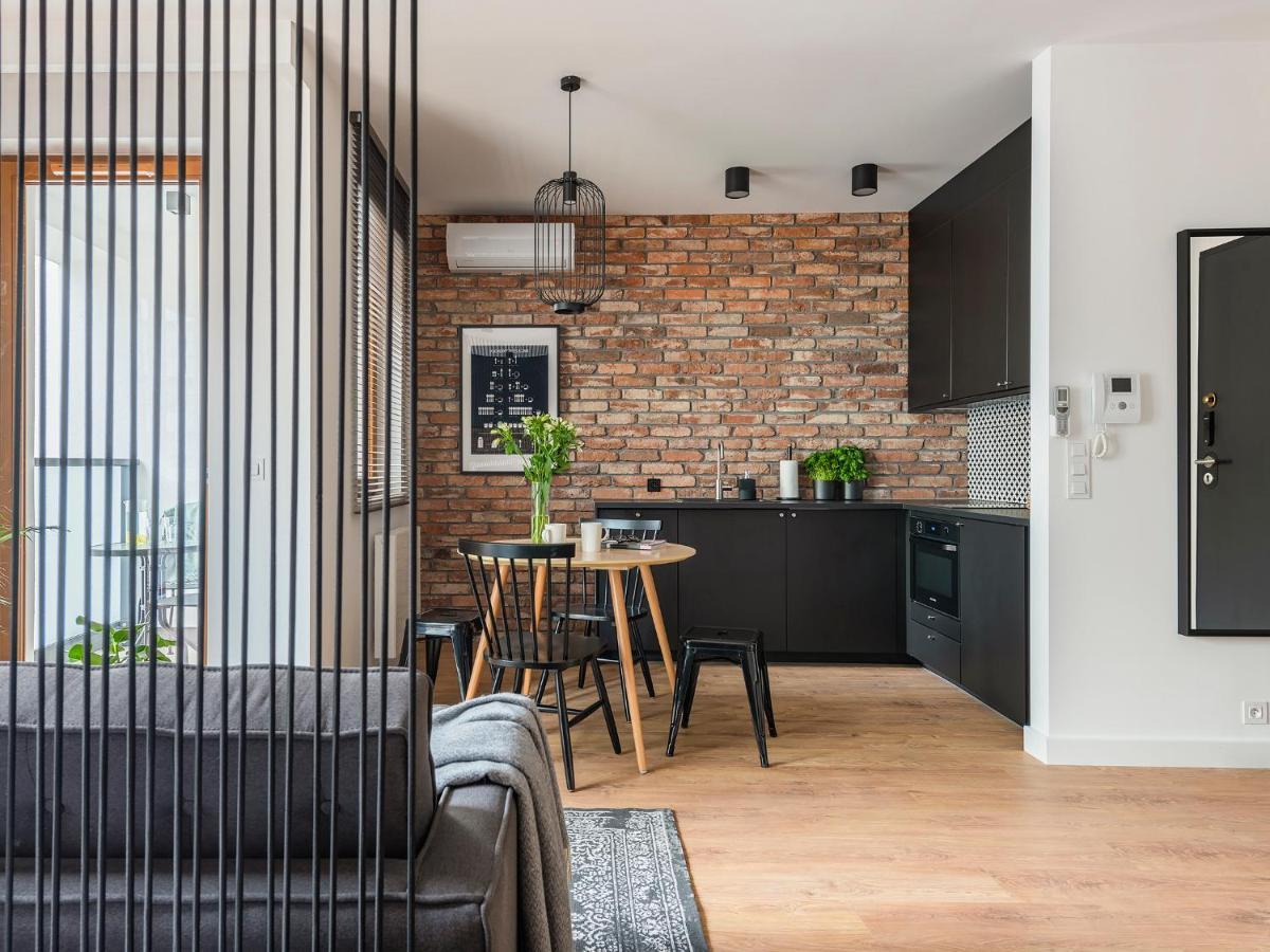 Yoursecondflat Grzybowska Metropoint Varşovia Exterior foto