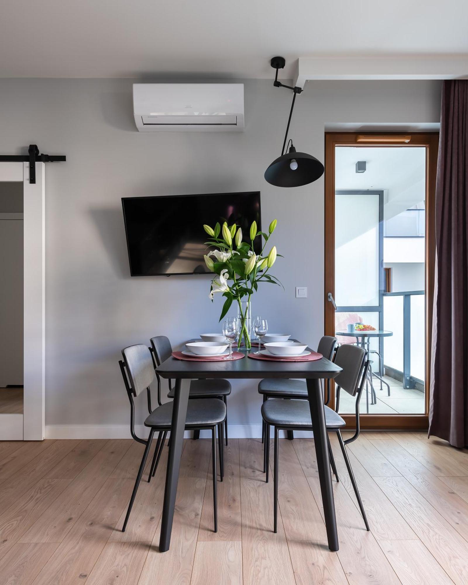 Yoursecondflat Grzybowska Metropoint Varşovia Exterior foto